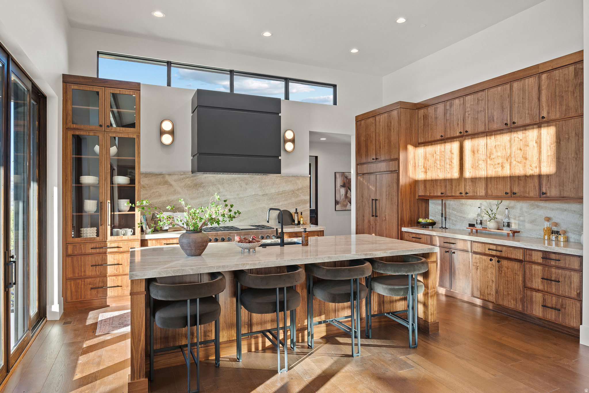 RED LEDGES - Residential