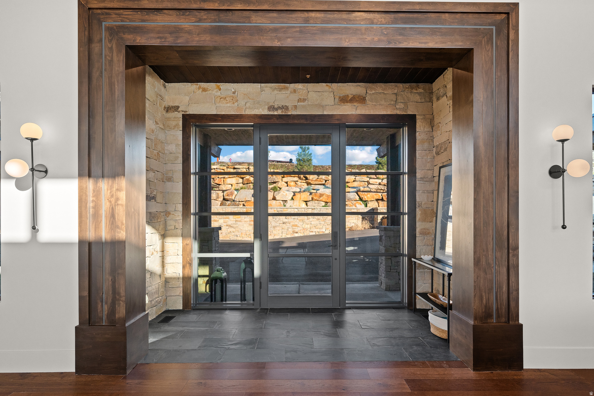 RED LEDGES - Residential