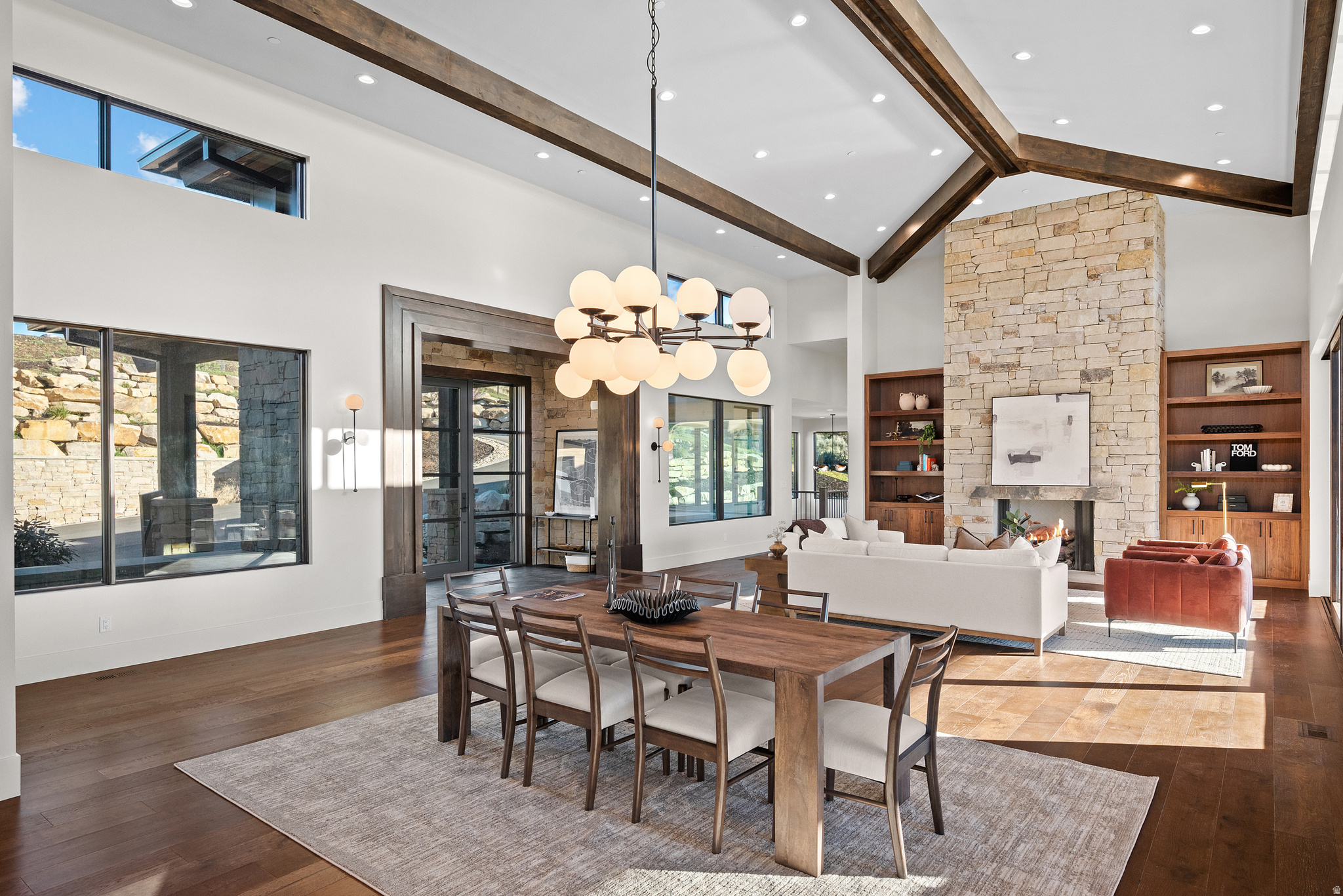 RED LEDGES - Residential