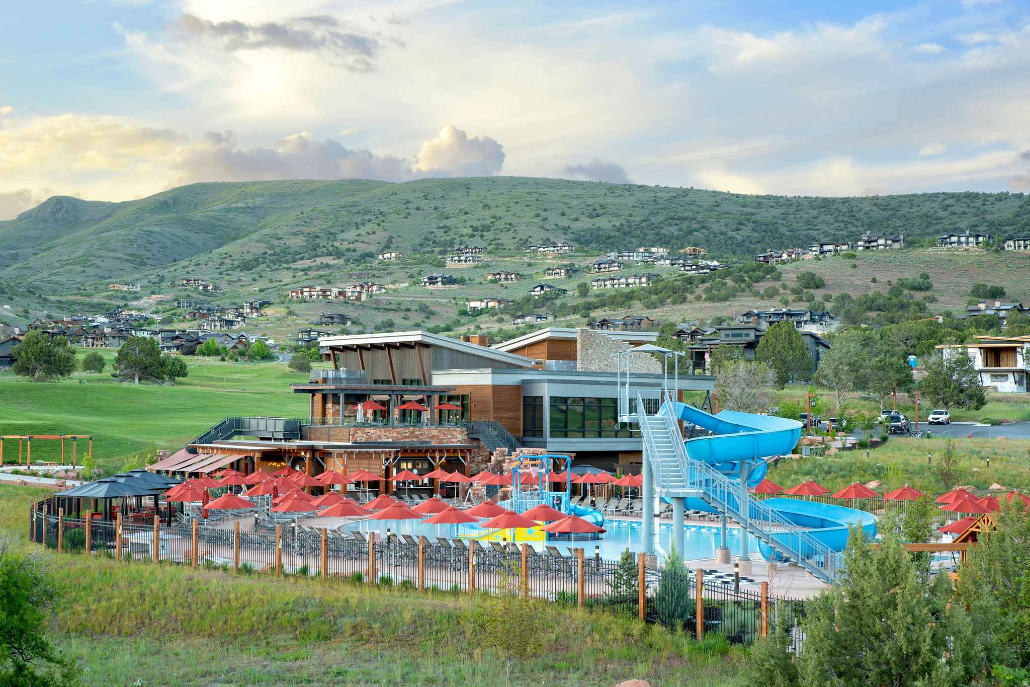 RED LEDGES - Residential