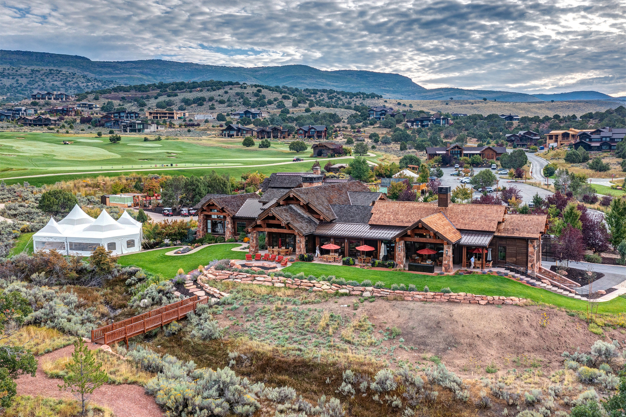 RED LEDGES - Residential