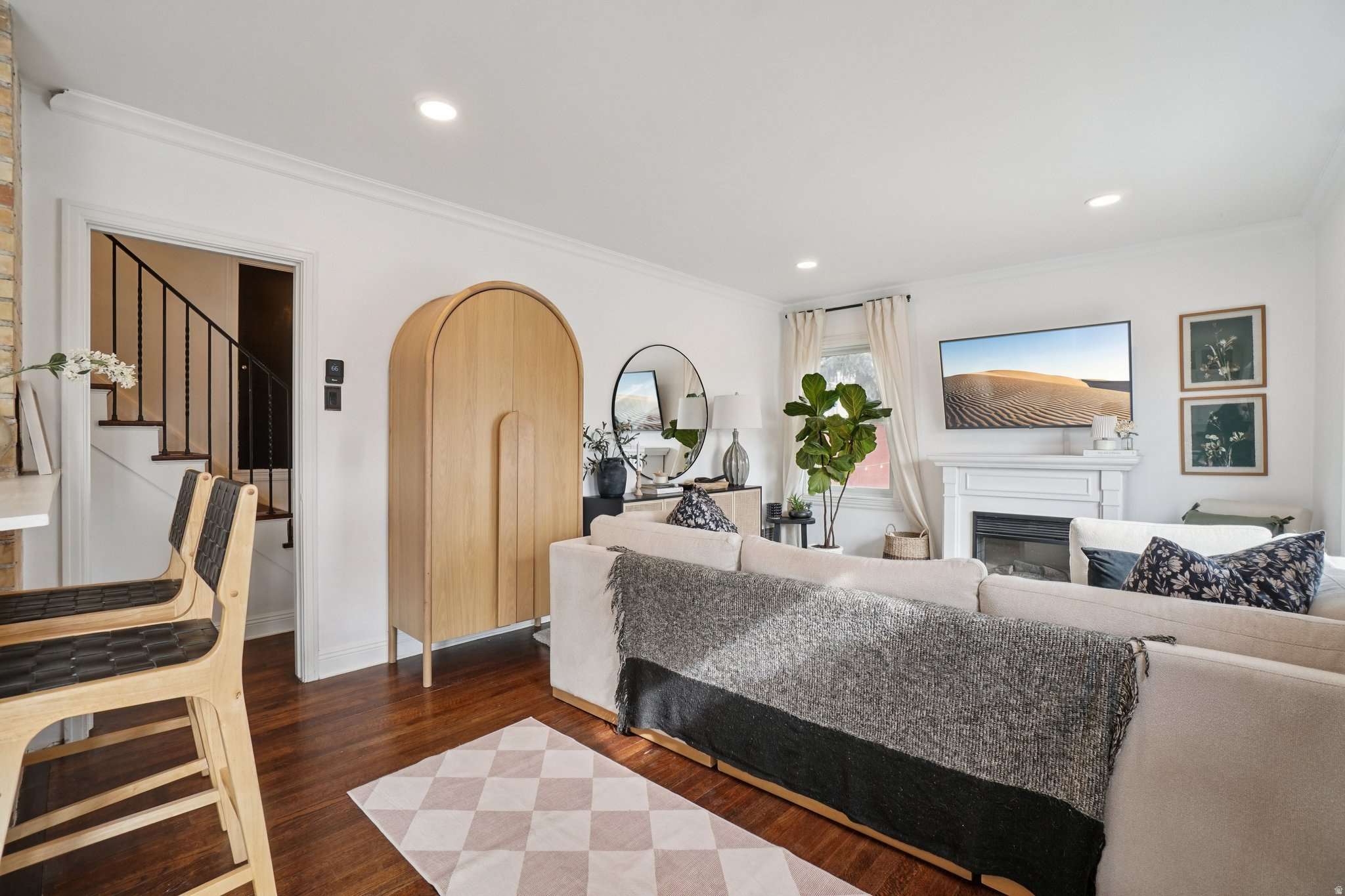 9TH & 9TH - Residential