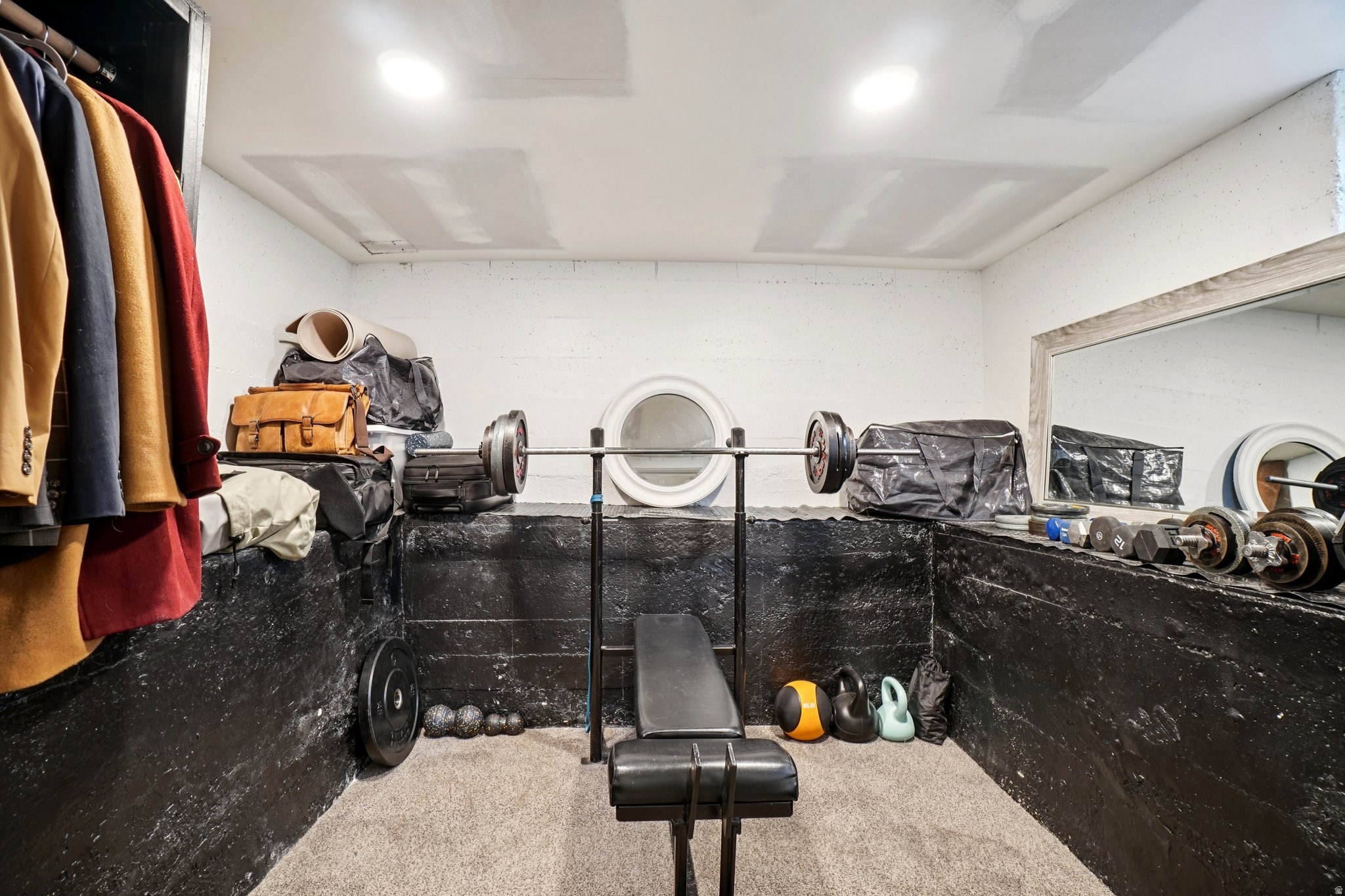 9TH & 9TH - Residential