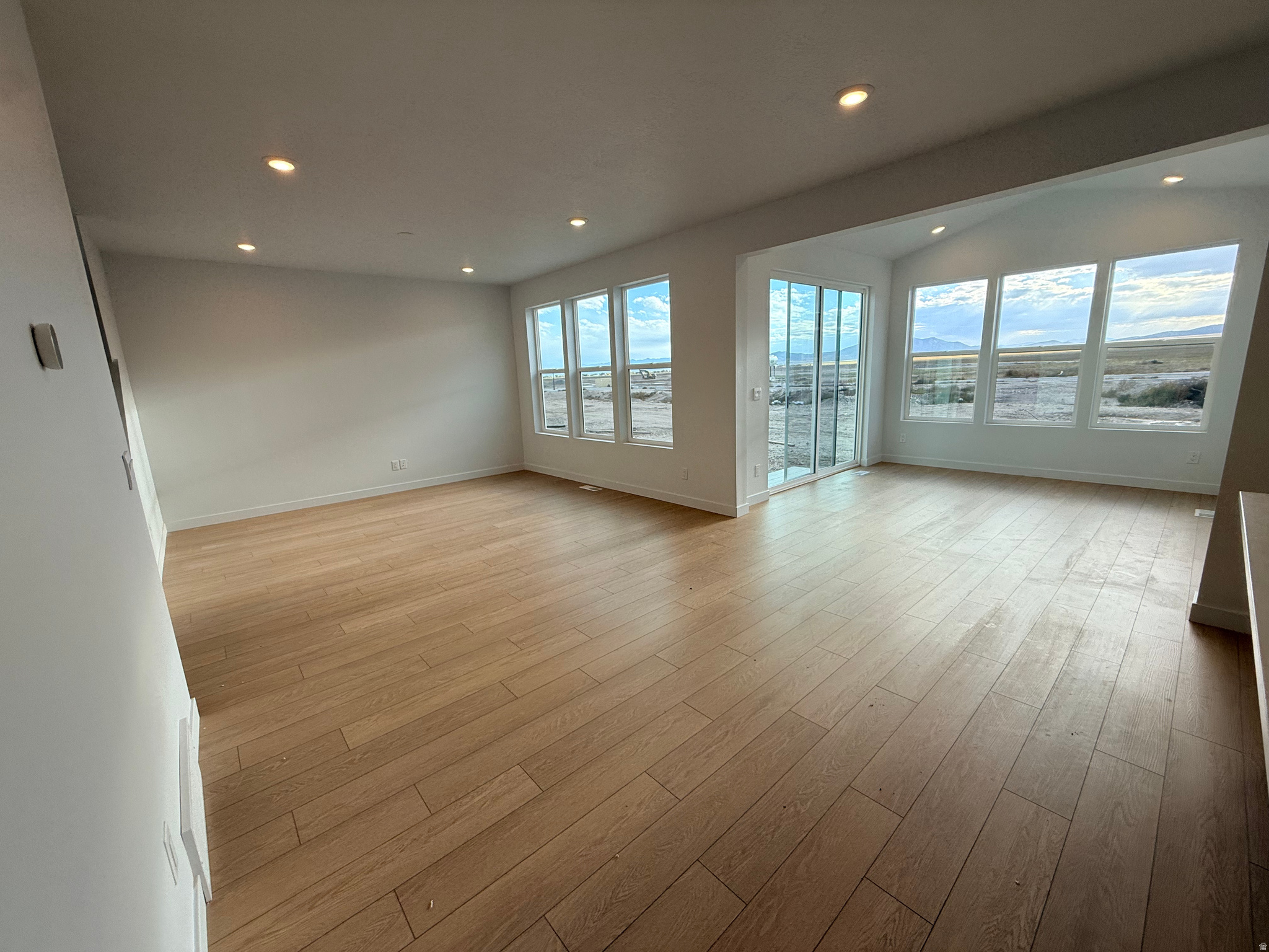 FIREFLY - Residential