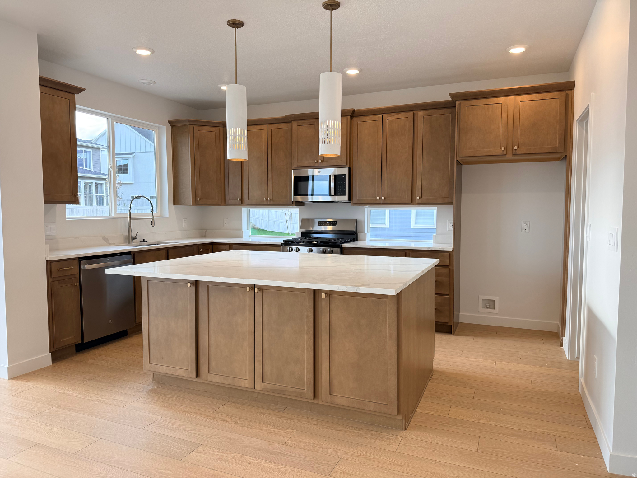 FIREFLY - Residential