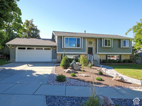 Tiny photo for 136 E RICE LN, Farmington, UT 84025 (MLS # 2189491)