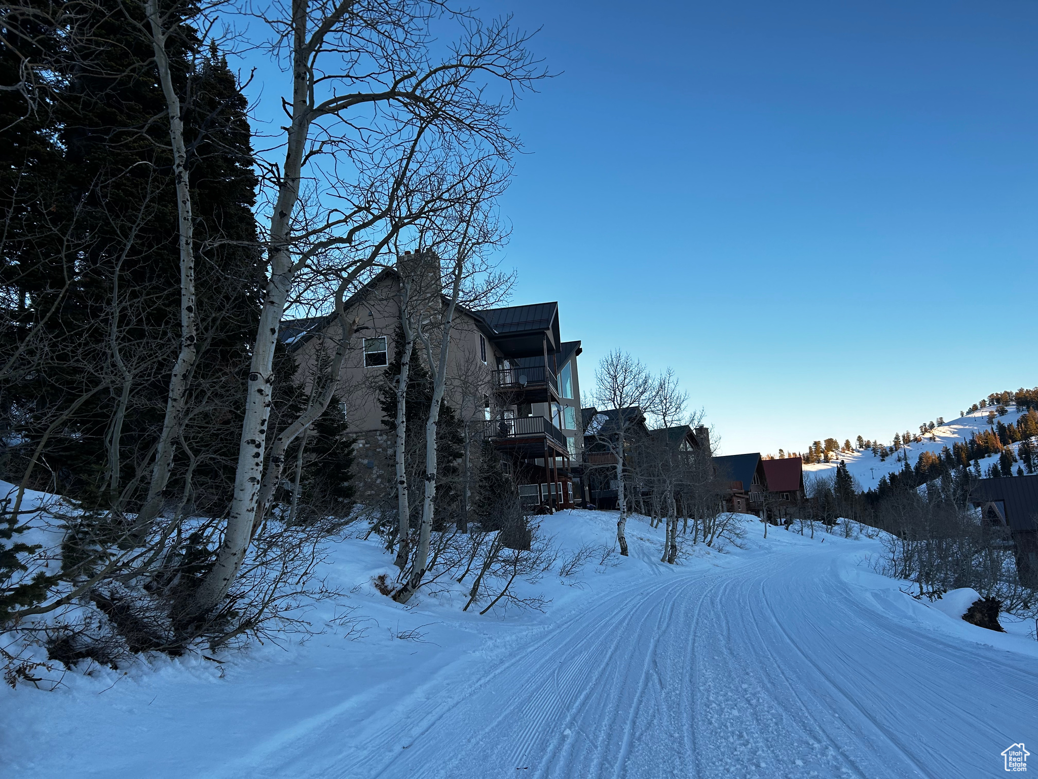 POWDER MOUNTAIN WEST - Land