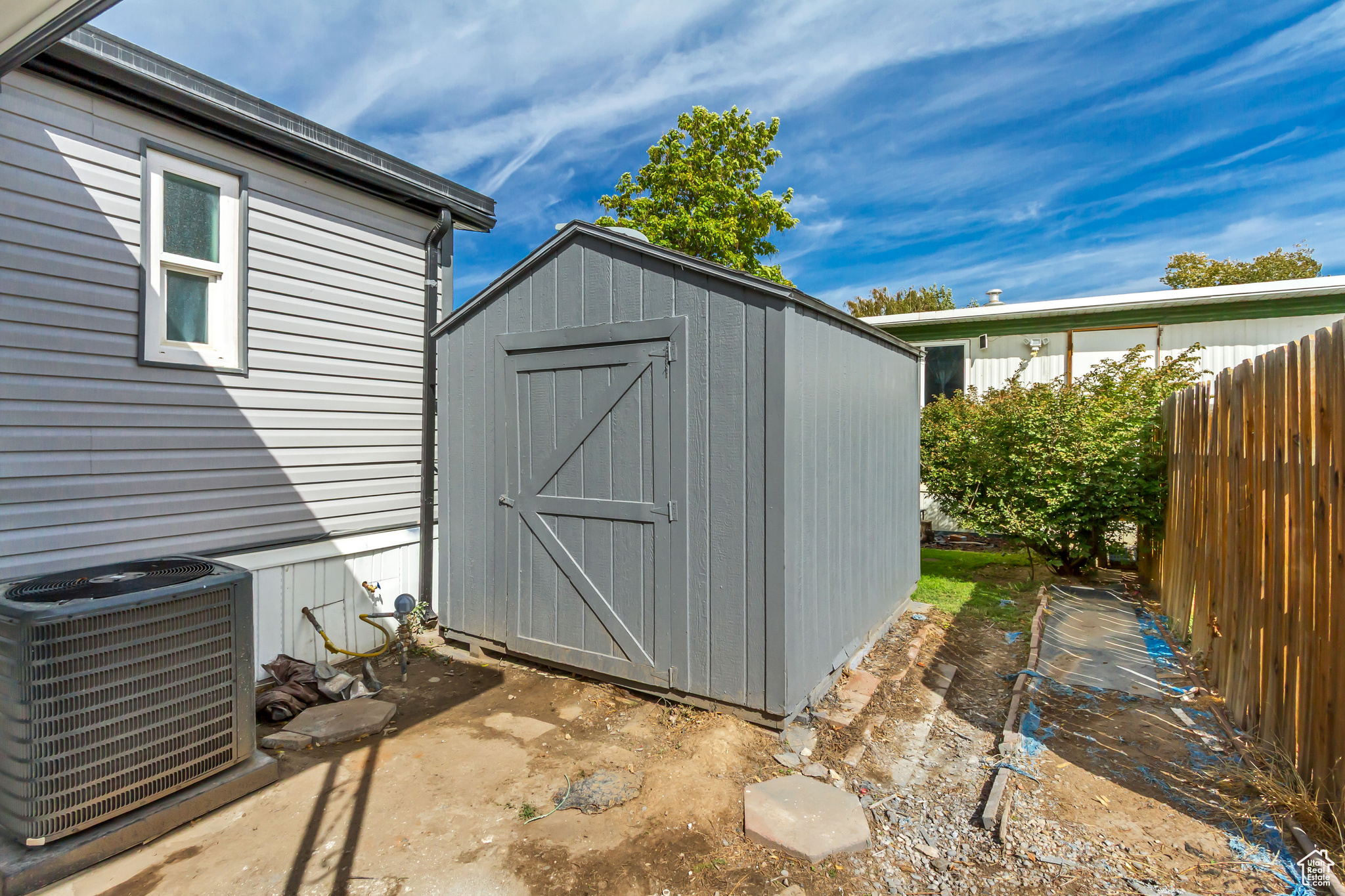 CAMELOT - Residential