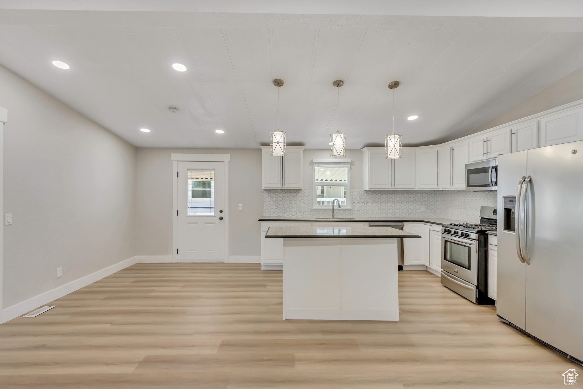 CAMELOT - Residential