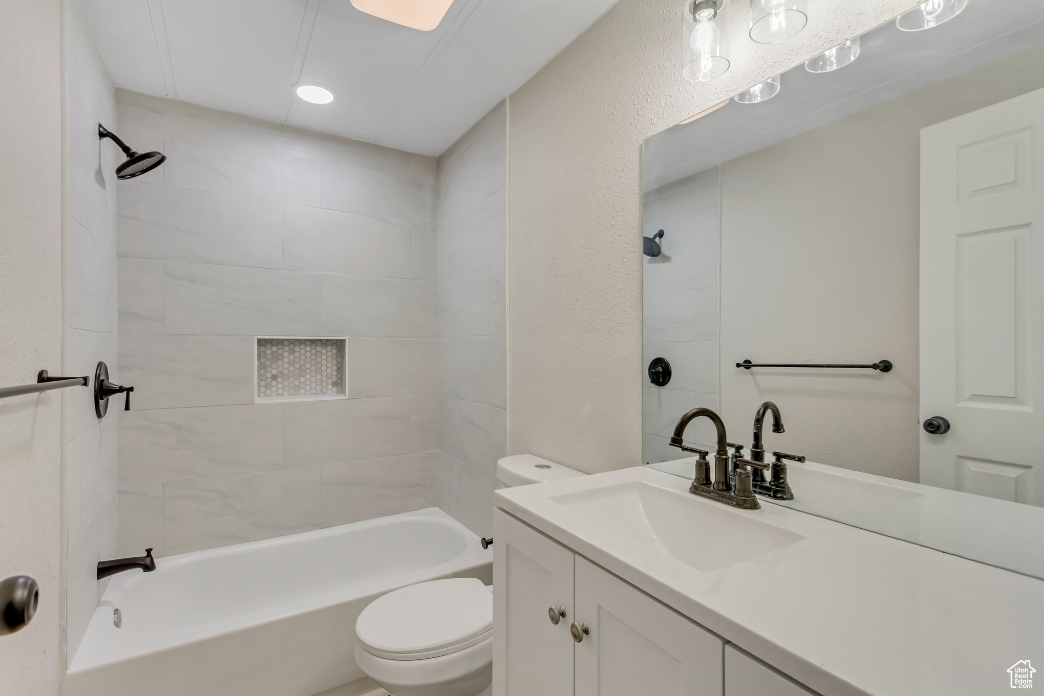 CAMELOT - Residential