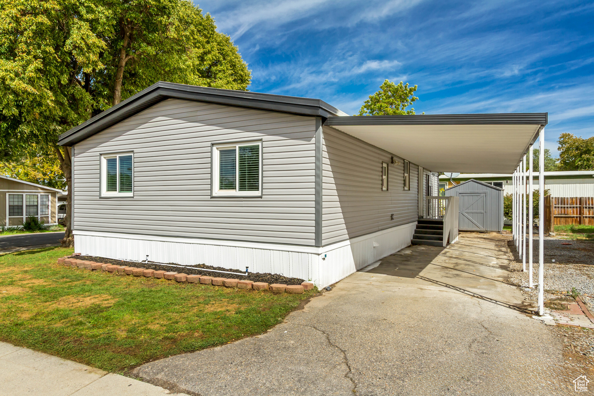 CAMELOT - Residential