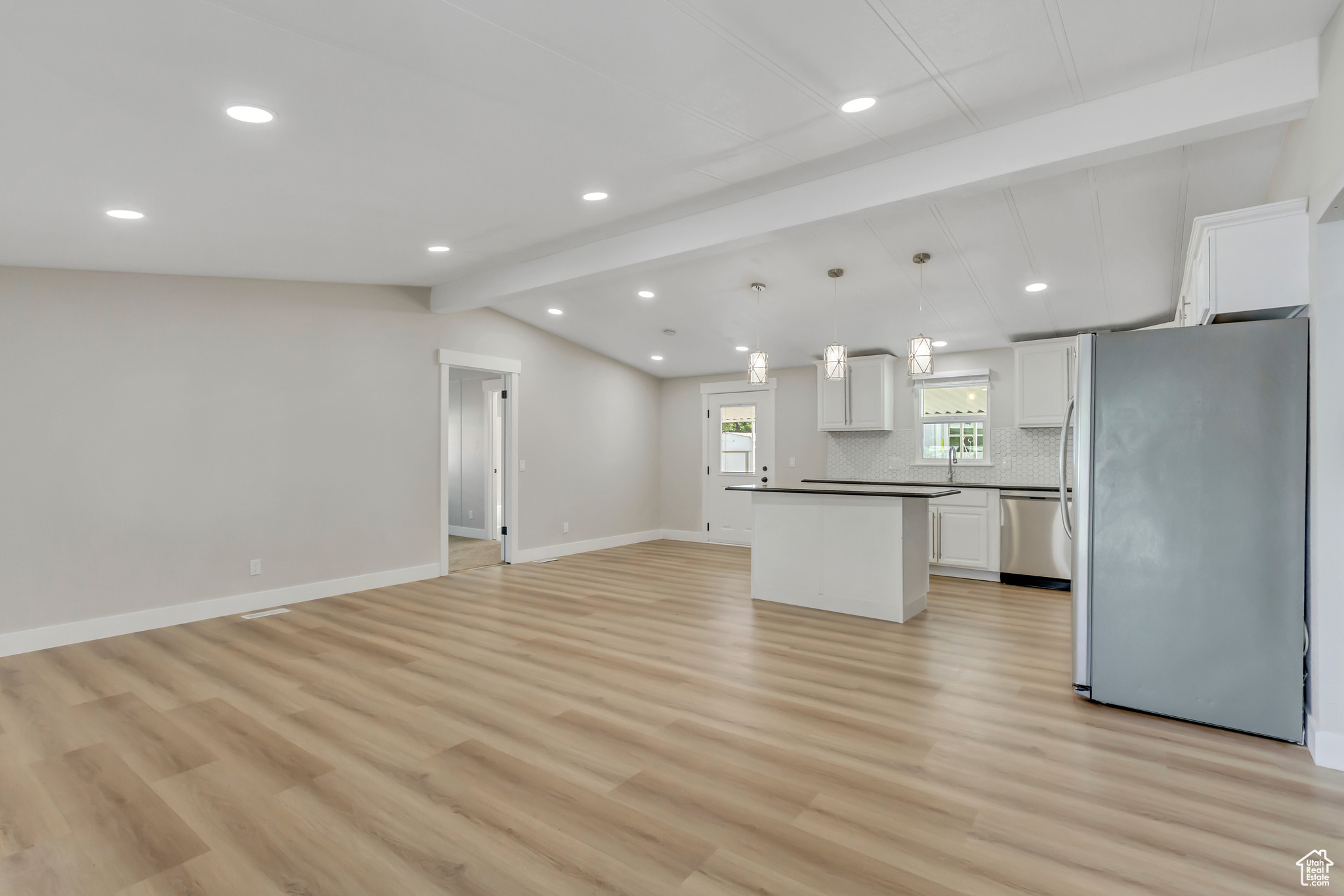 CAMELOT - Residential