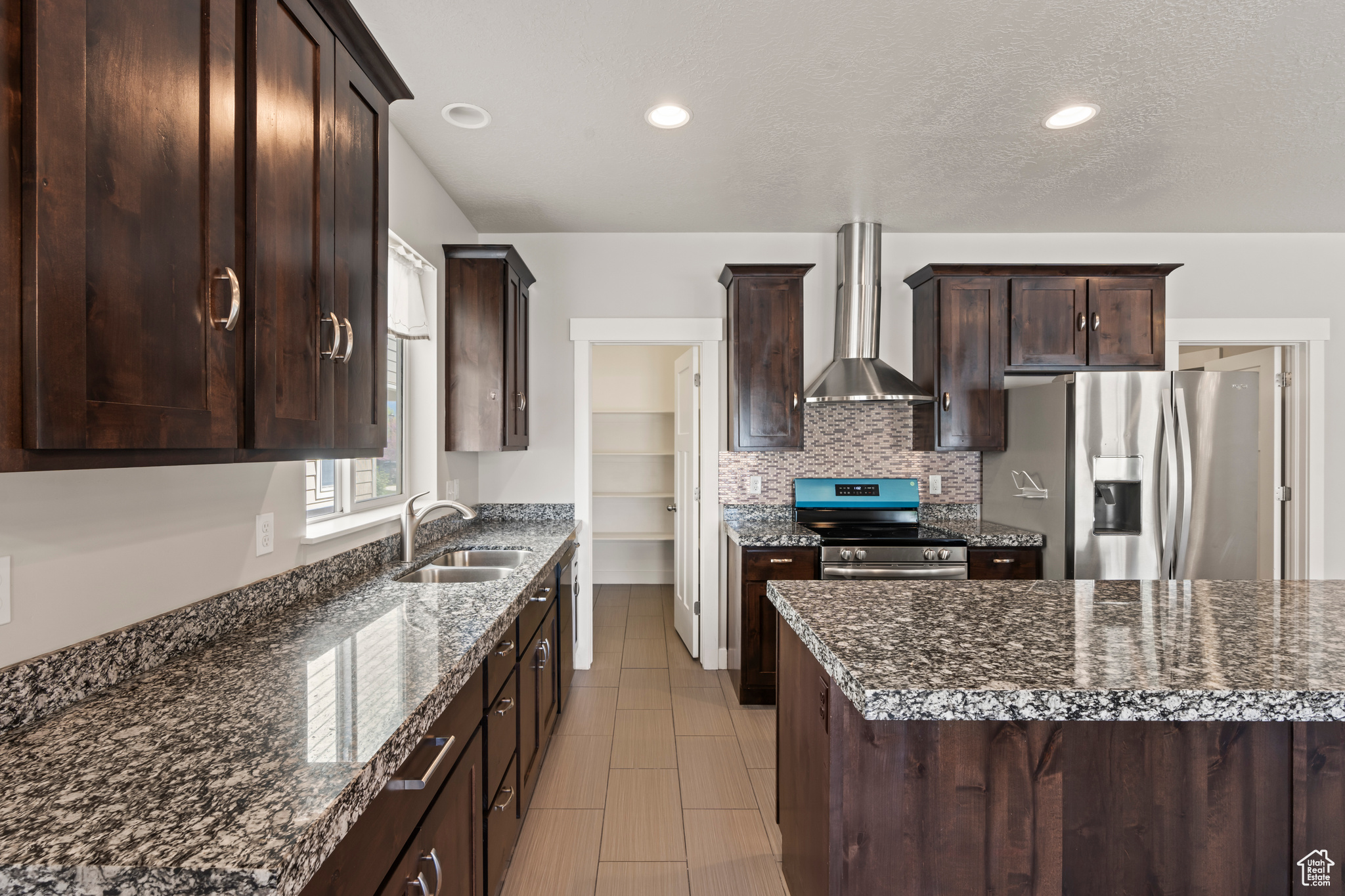 11046 S Becks Bend Ln Ln, South Jordan, Utah image 9