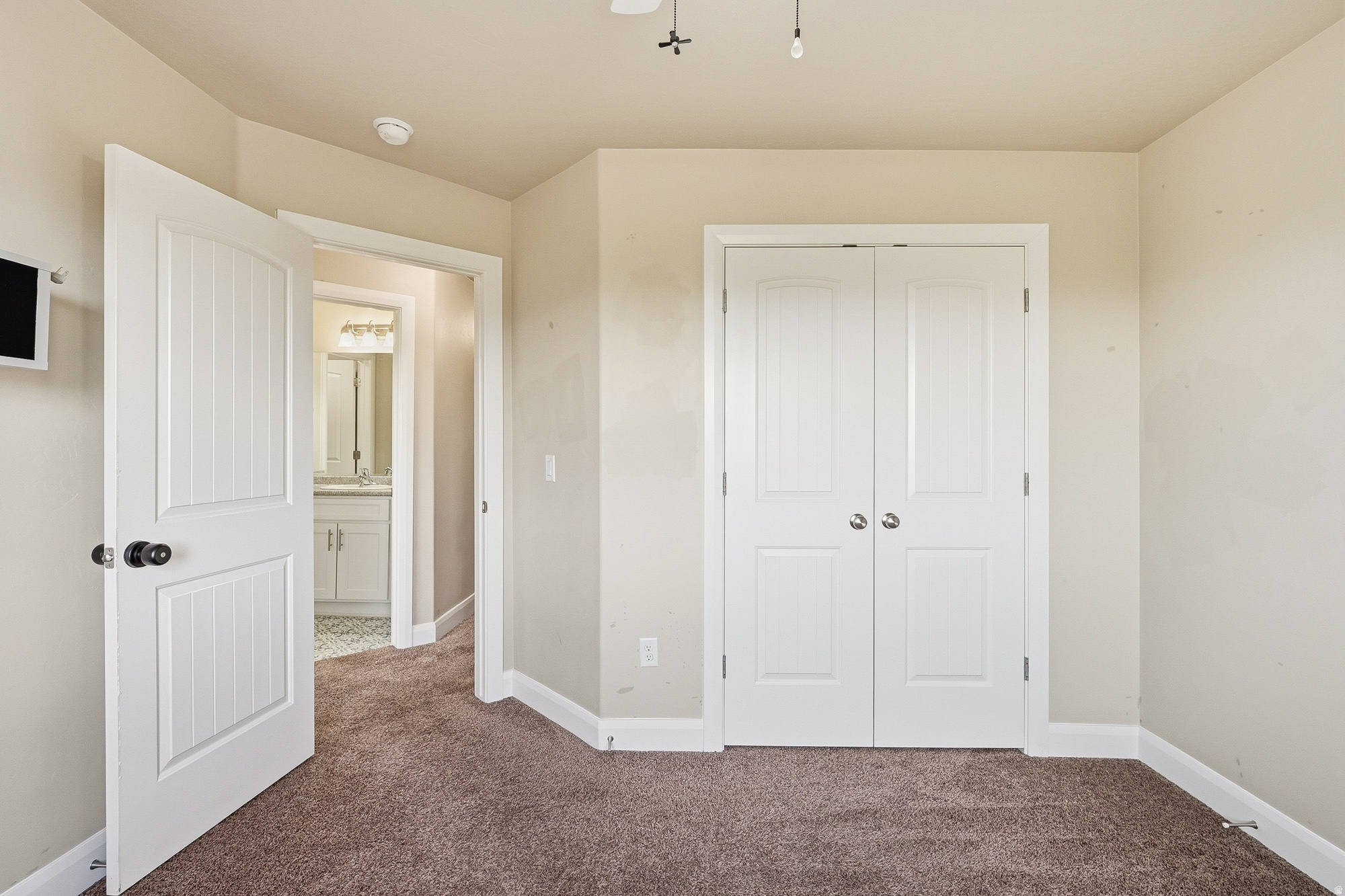 CEDAR BEND - Residential