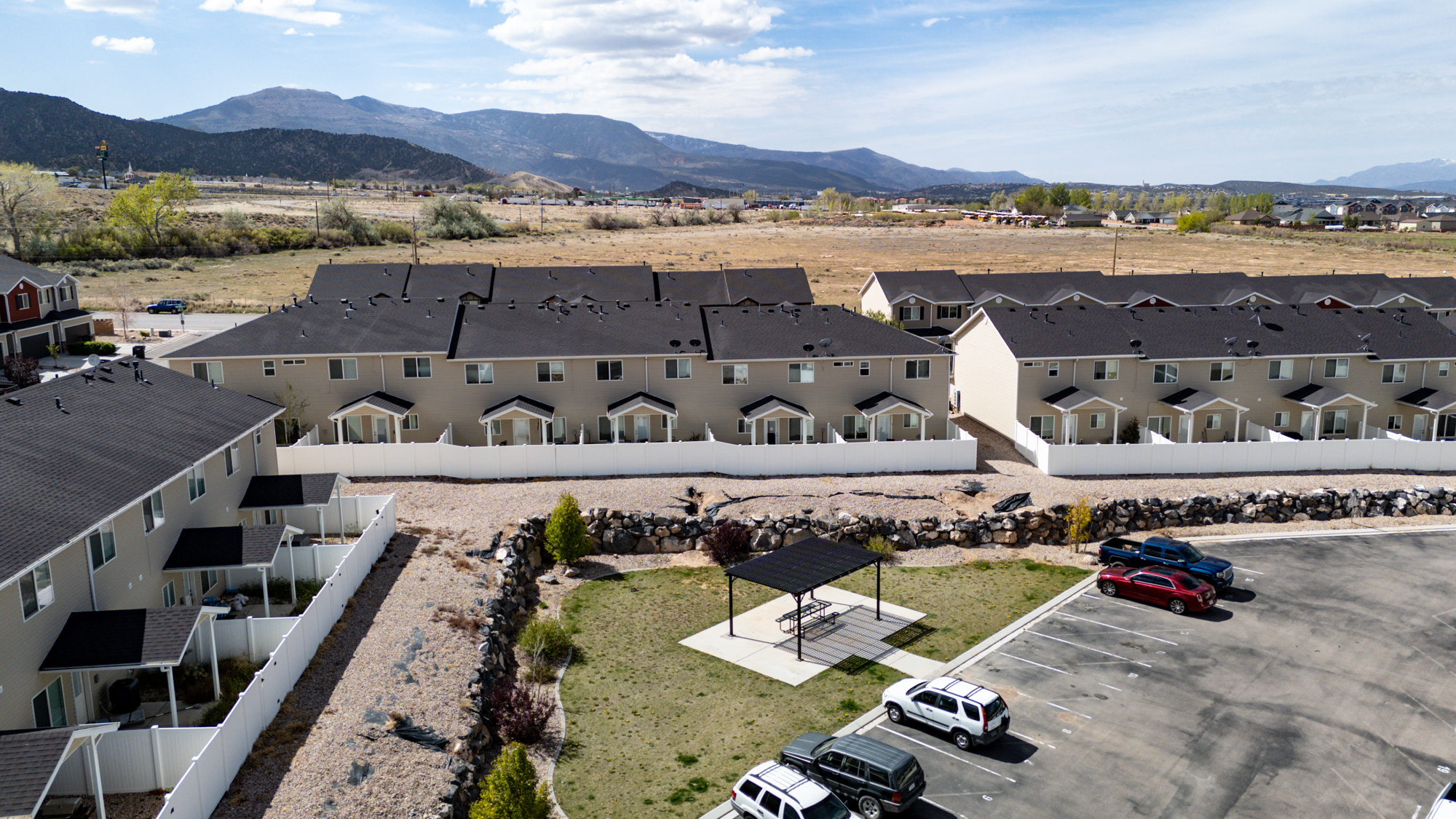 CEDAR BEND - Residential