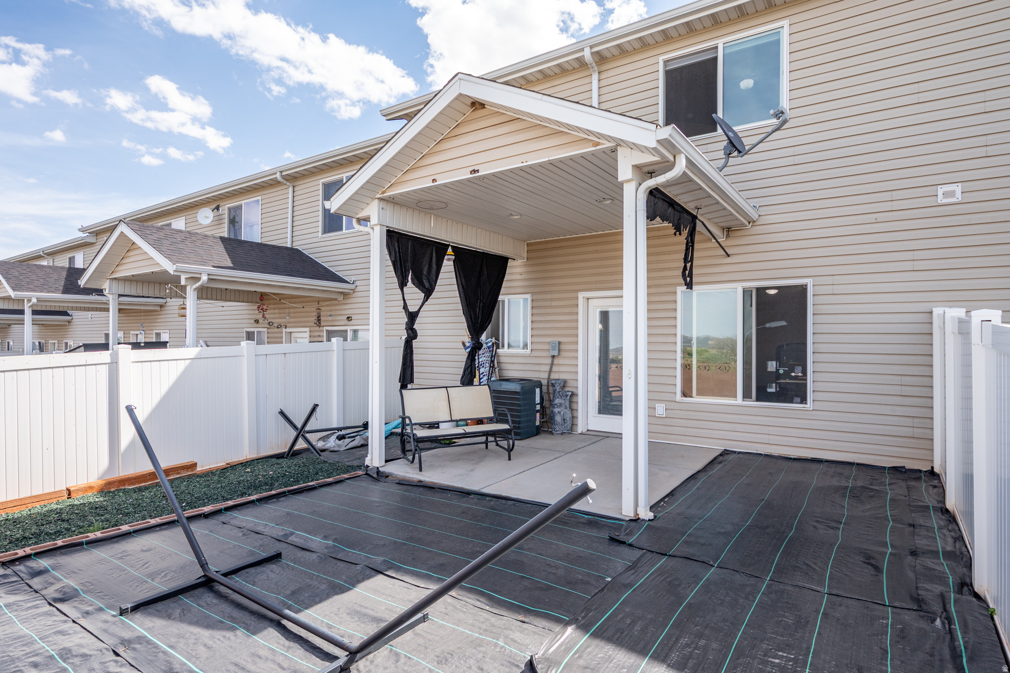 CEDAR BEND - Residential