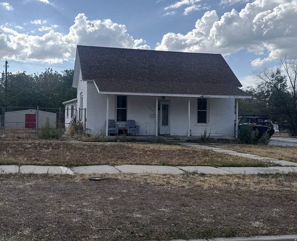Photo of 121 N 100 E, Brigham City, UT 84302 (MLS # 2185517)