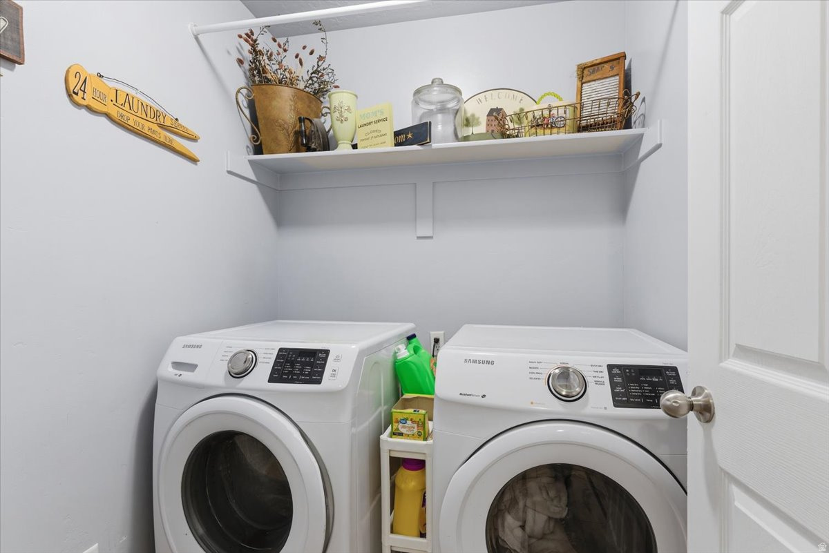 CLINTON HOMESTEAD - Residential