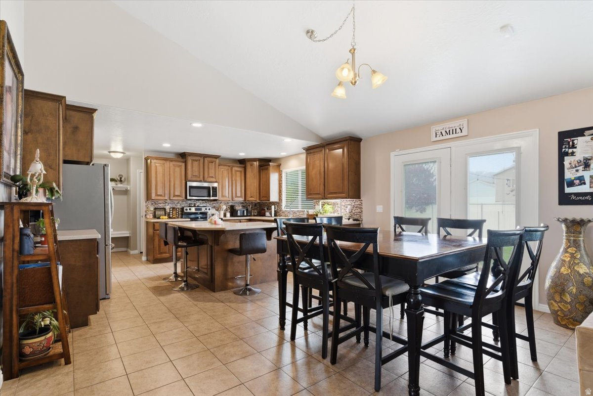 CLINTON HOMESTEAD - Residential