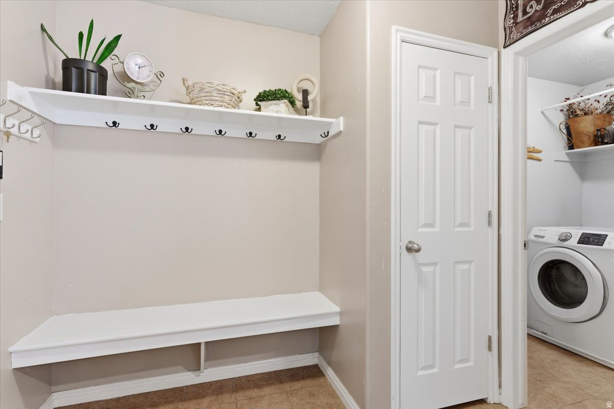 CLINTON HOMESTEAD - Residential