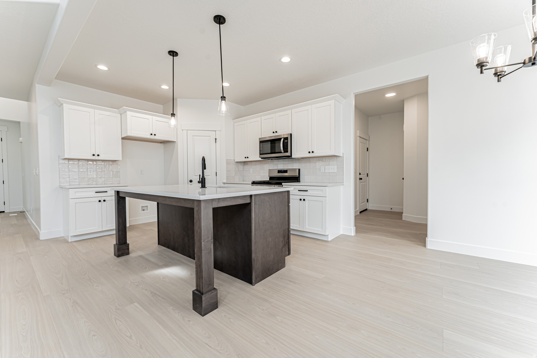 RIDGEHORNE - Residential