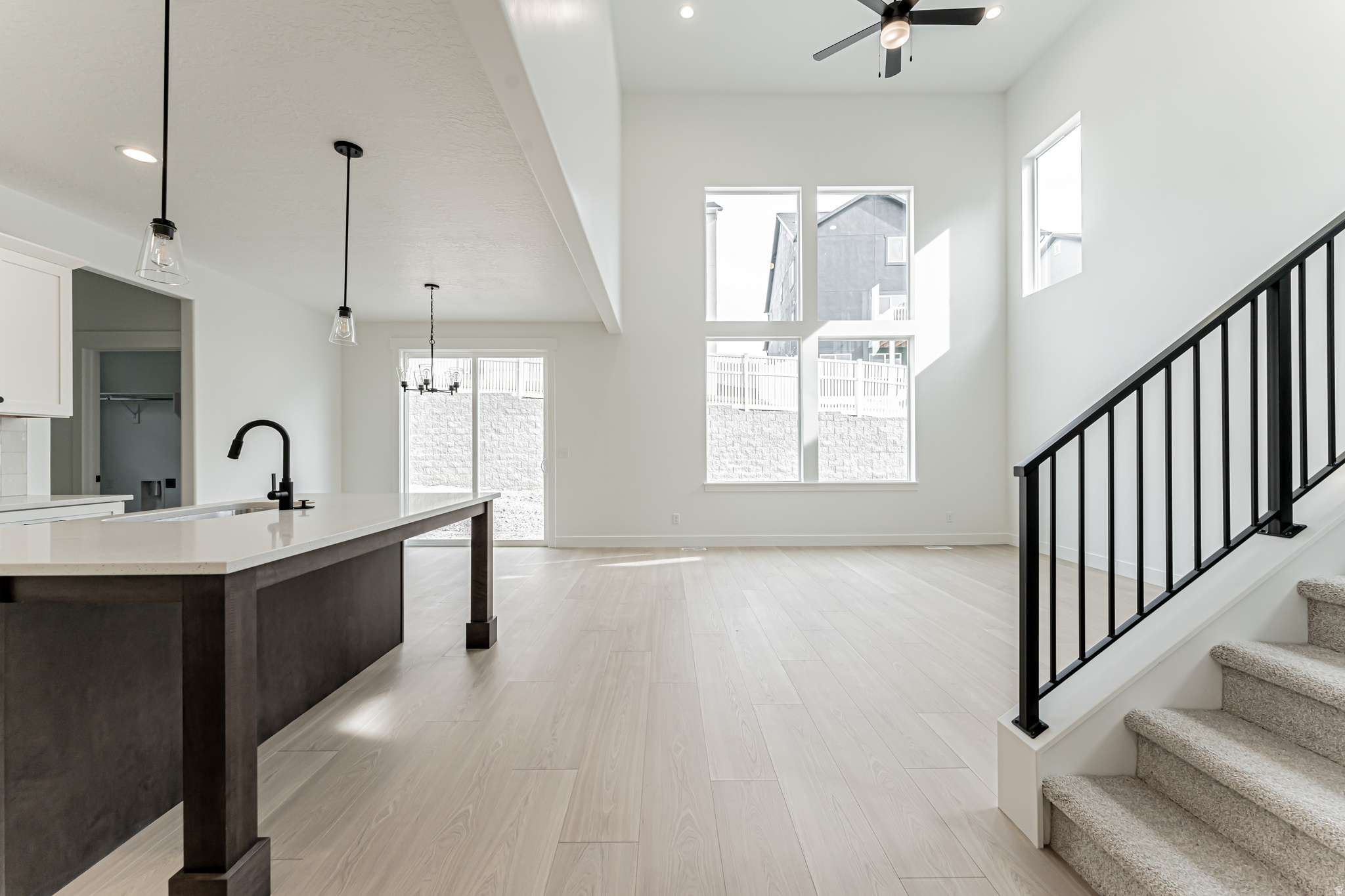 RIDGEHORNE - Residential