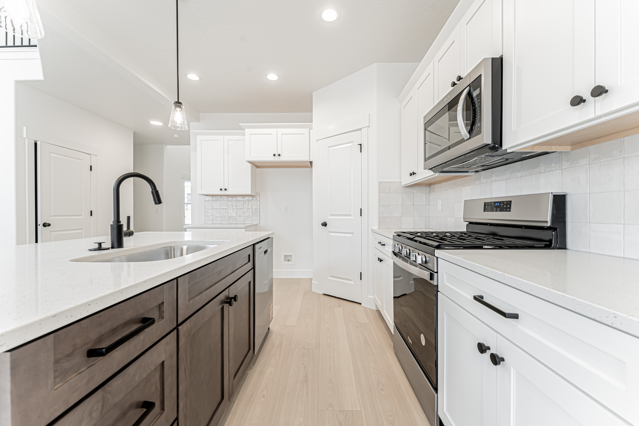 RIDGEHORNE - Residential