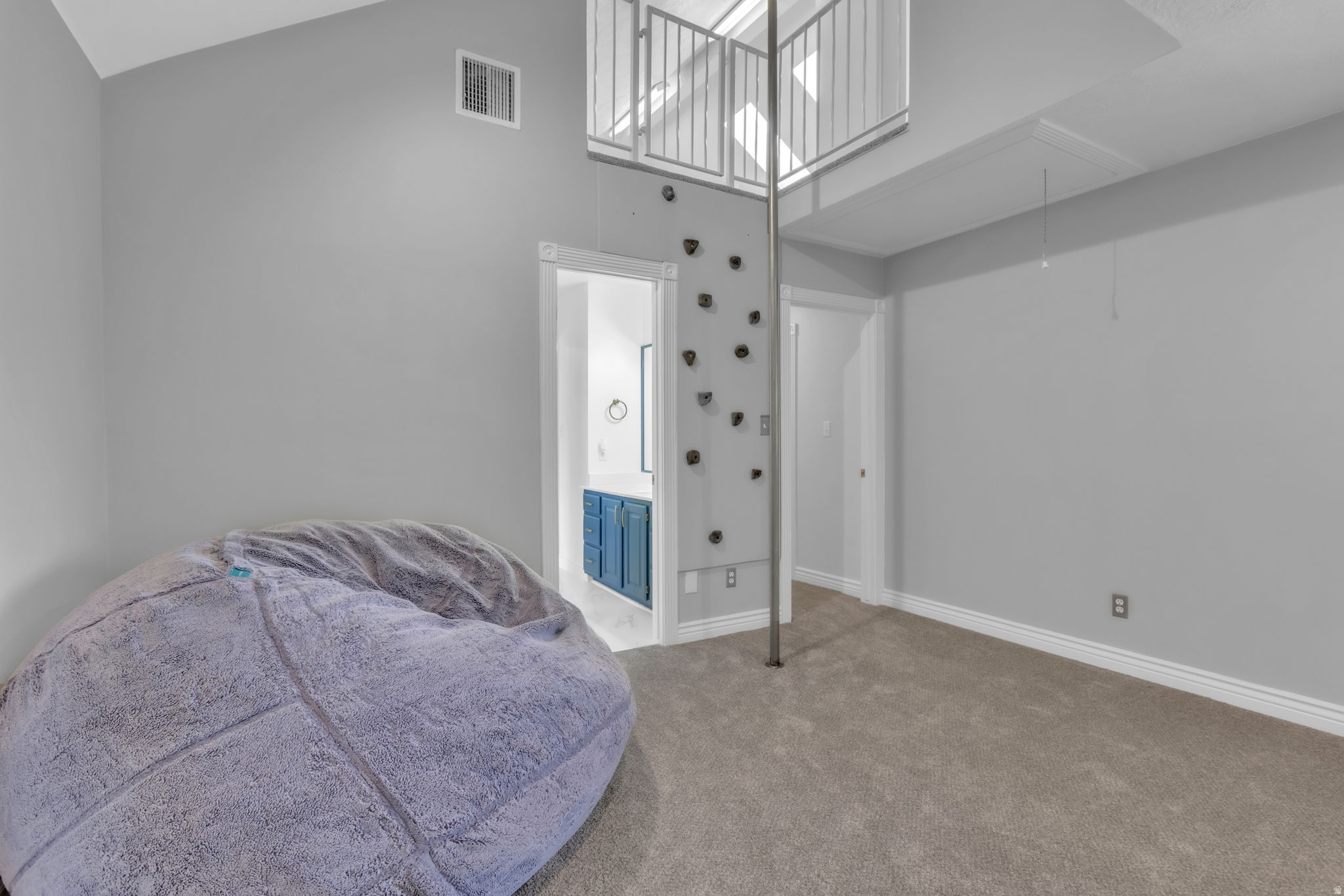 OAK BLUFF ESTATES - Residential