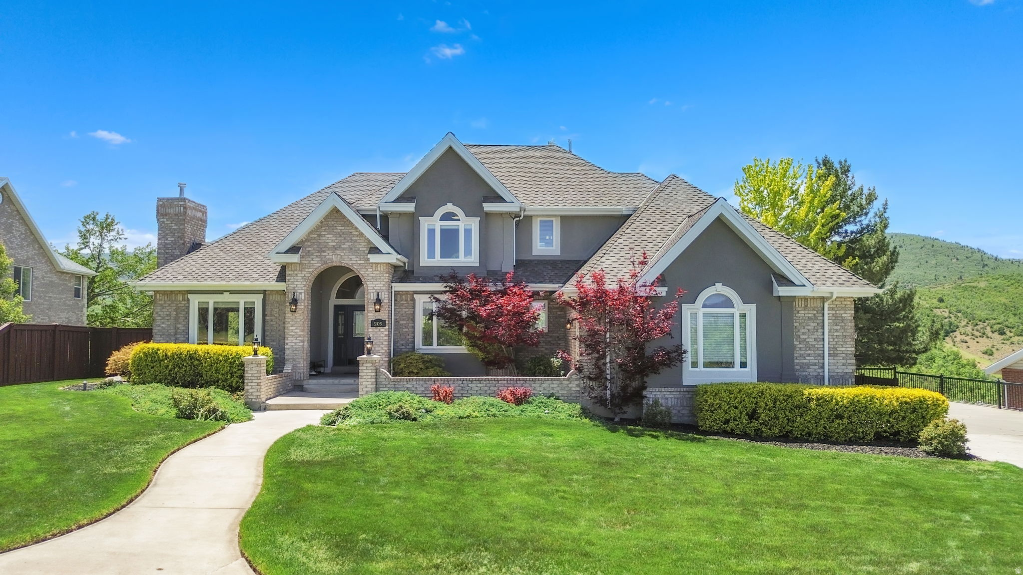 OAK BLUFF ESTATES - Residential