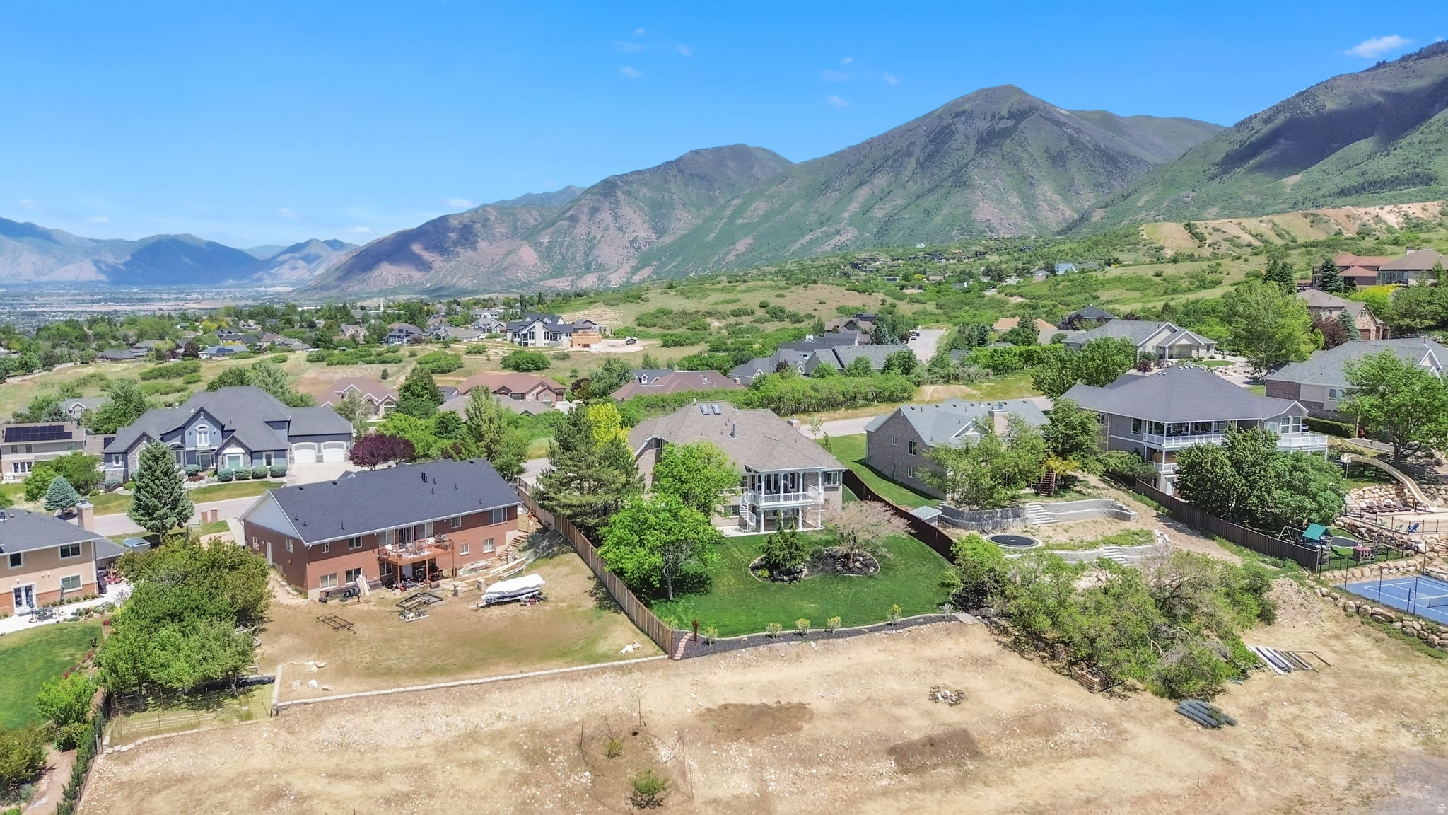 OAK BLUFF ESTATES - Residential