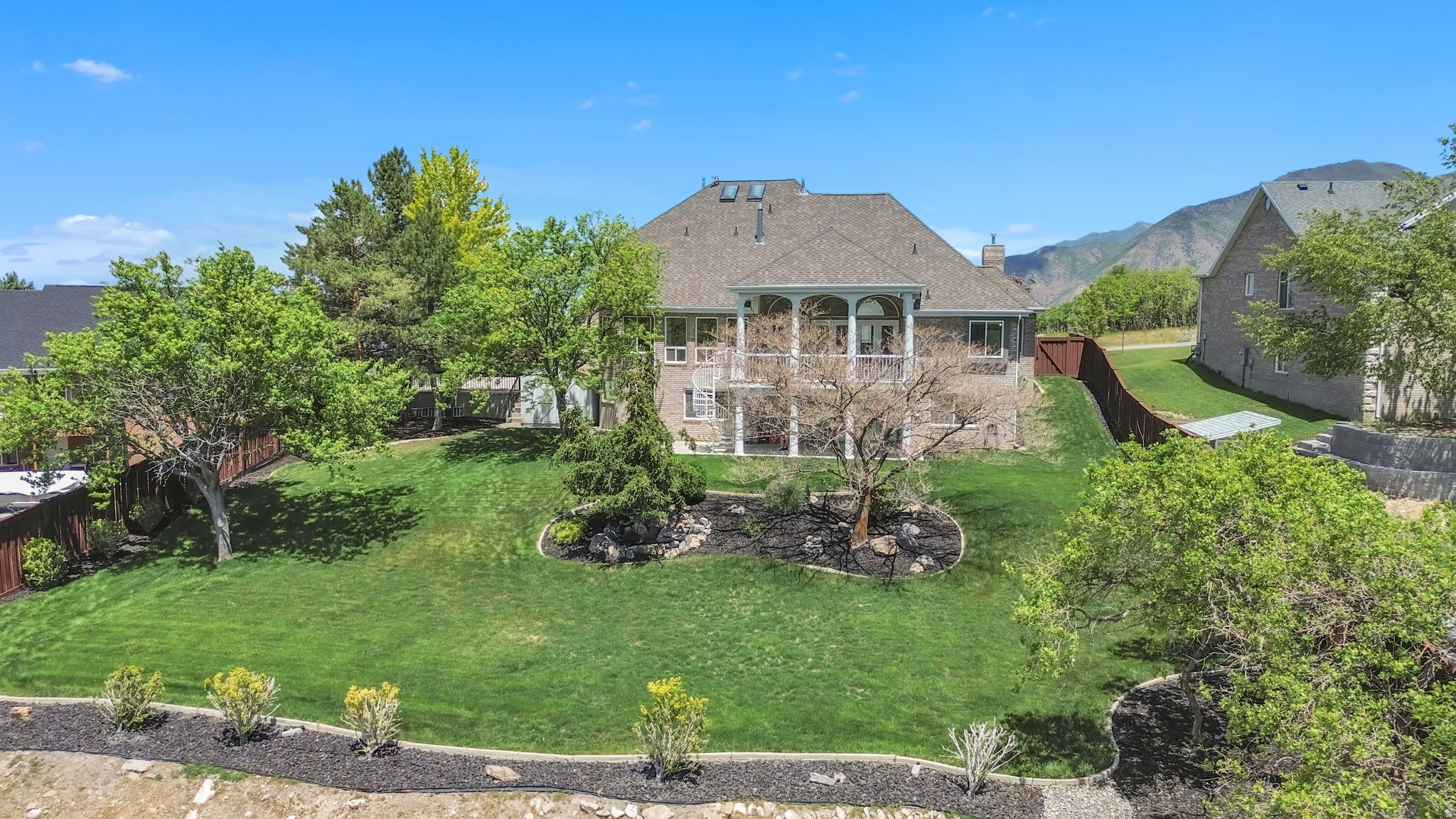OAK BLUFF ESTATES - Residential