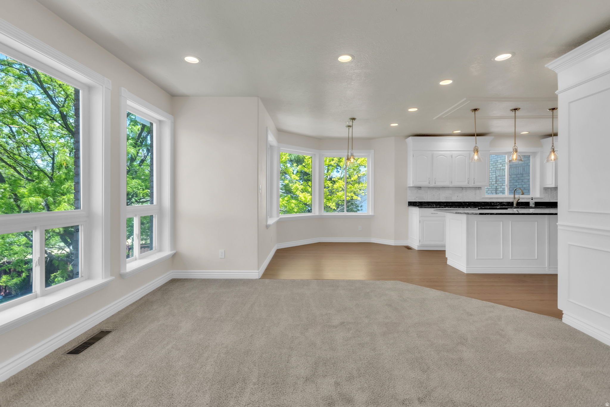 OAK BLUFF ESTATES - Residential