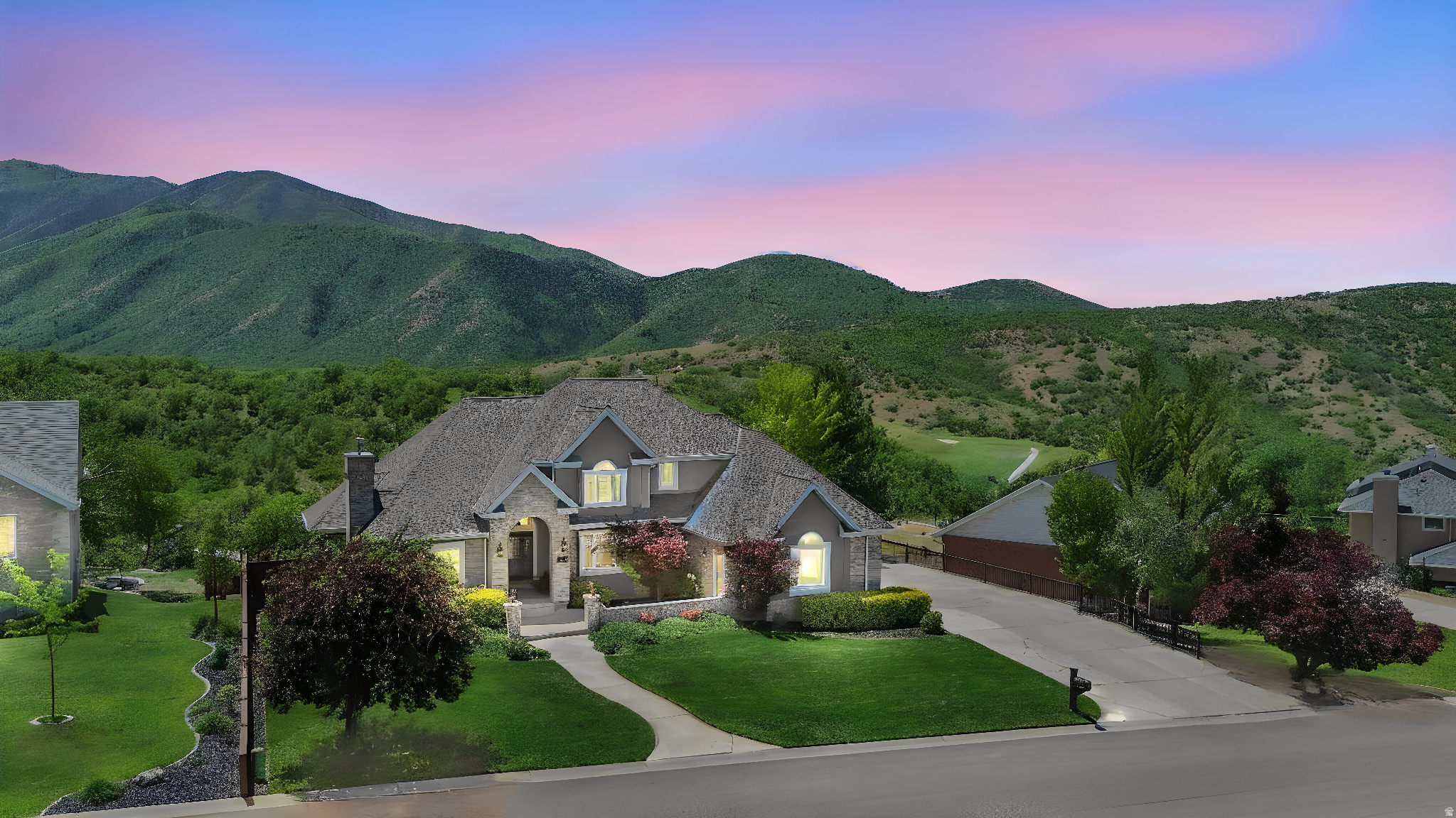 OAK BLUFF ESTATES - Residential