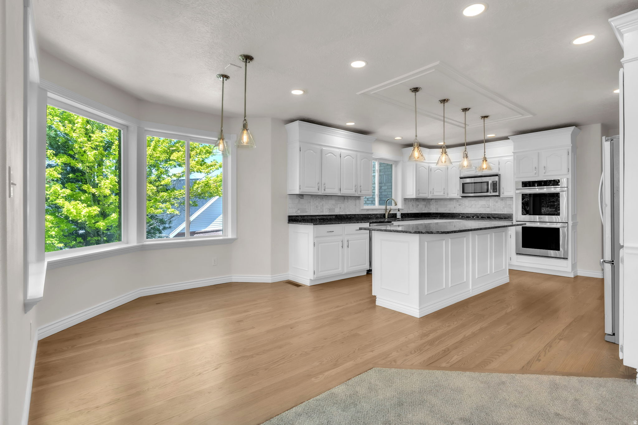 OAK BLUFF ESTATES - Residential