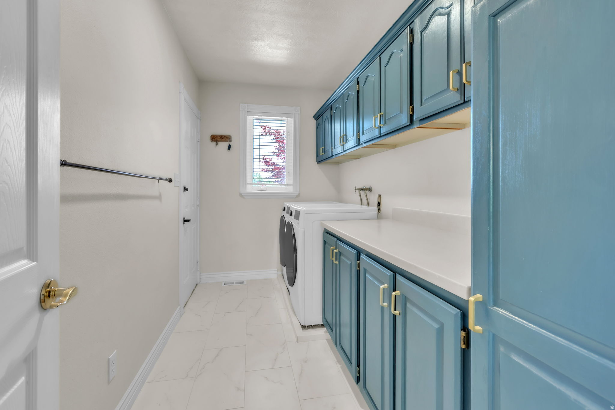 OAK BLUFF ESTATES - Residential