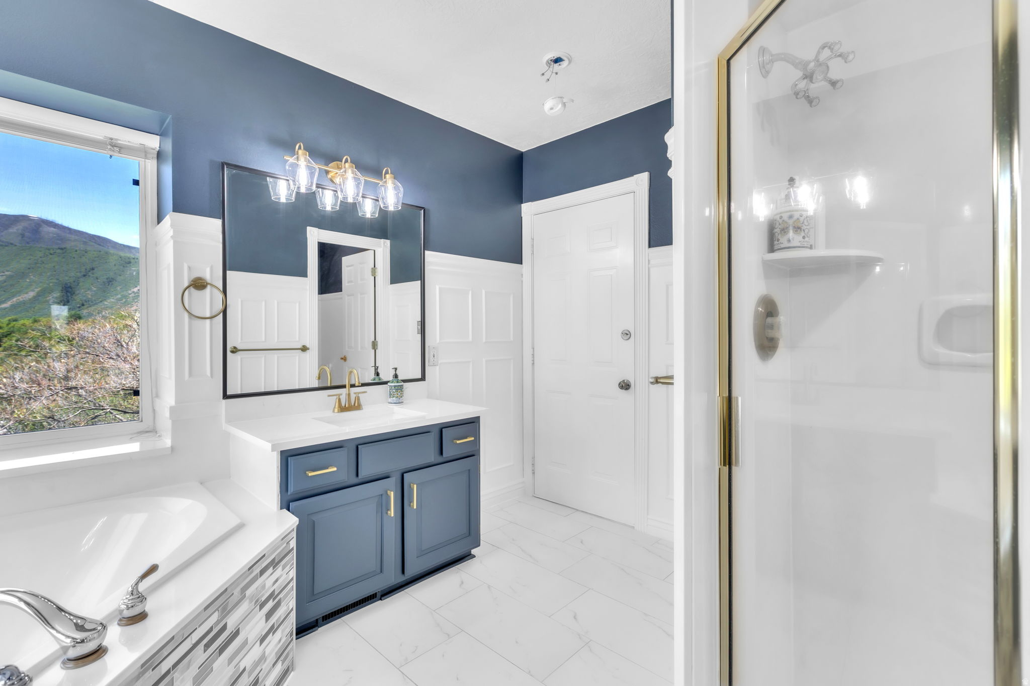 OAK BLUFF ESTATES - Residential