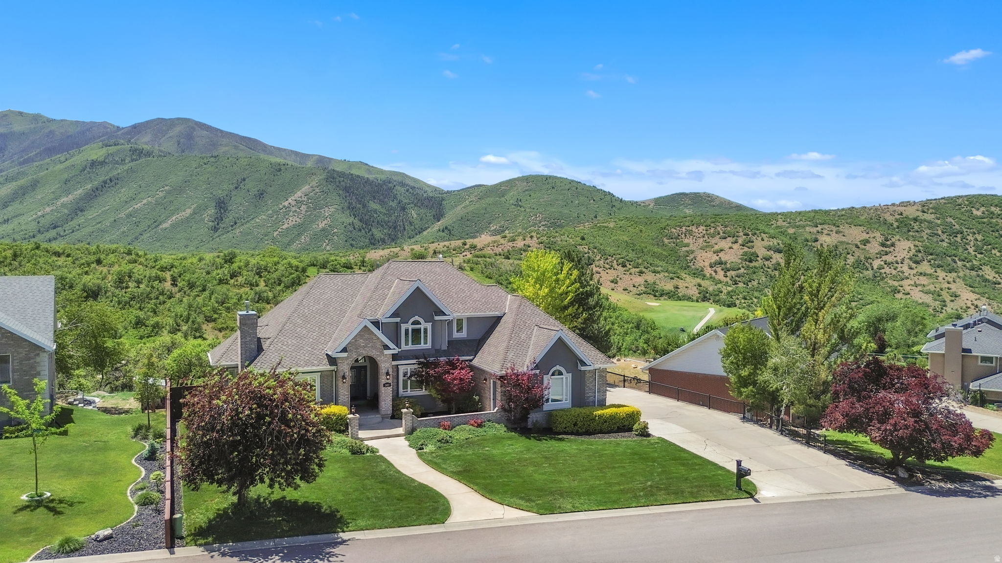 OAK BLUFF ESTATES - Residential
