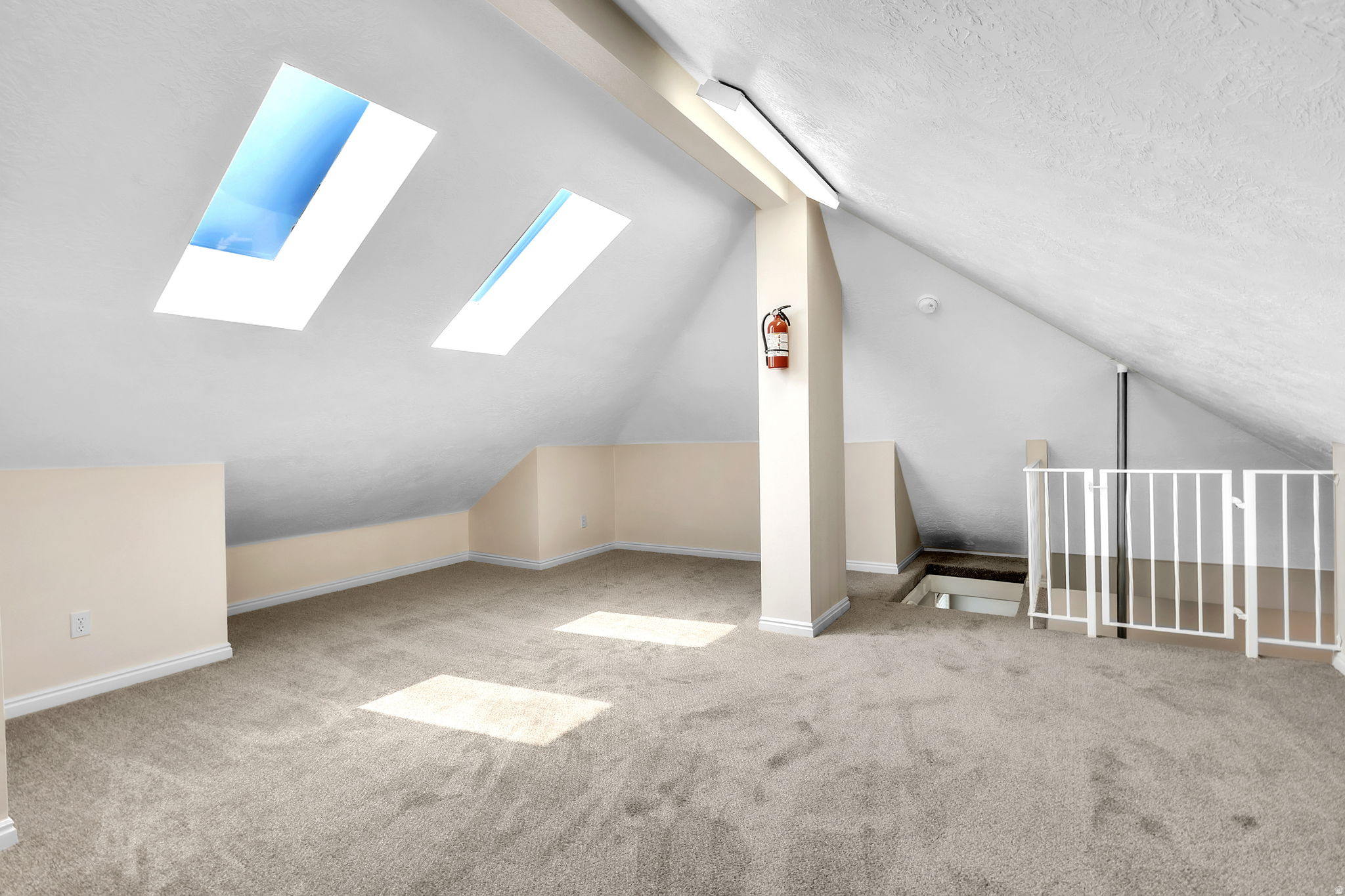 OAK BLUFF ESTATES - Residential
