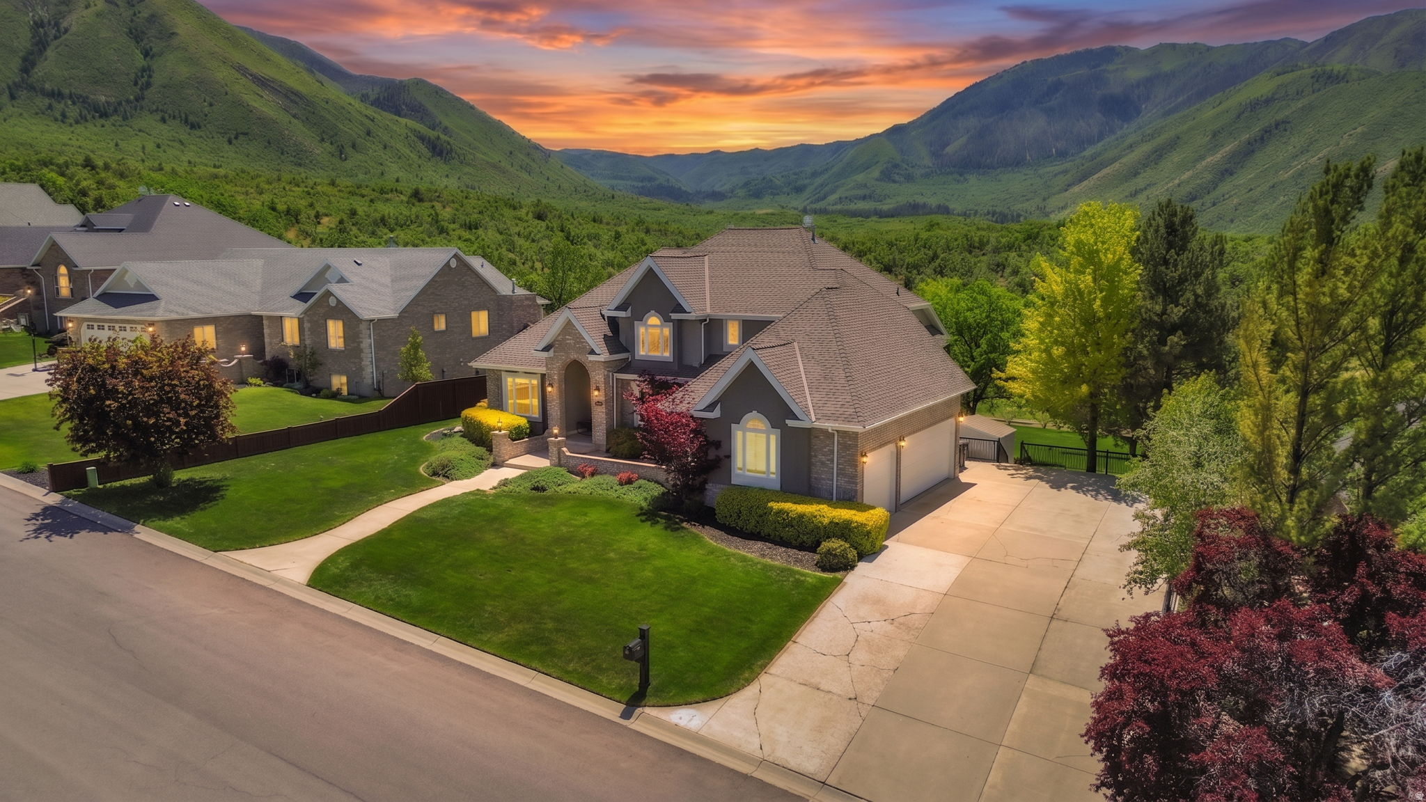 OAK BLUFF ESTATES - Residential