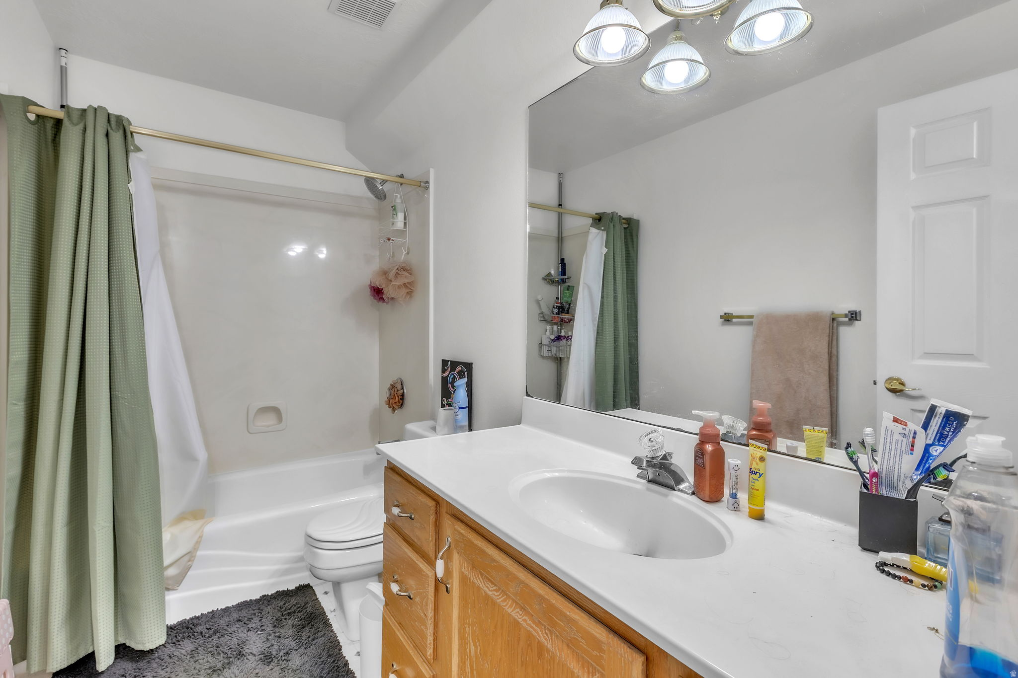 OAK BLUFF ESTATES - Residential