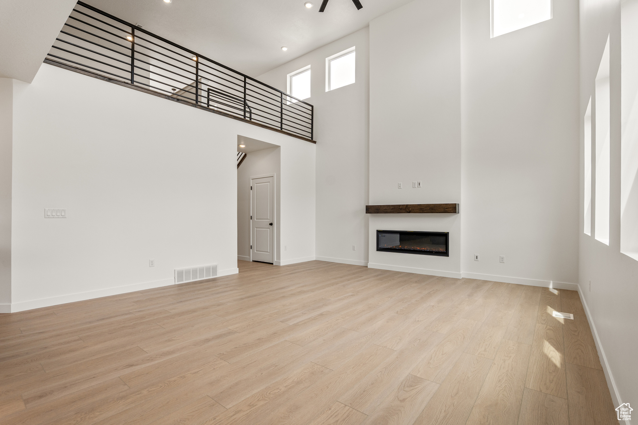 FREEDOM VIEW COVE - Residential