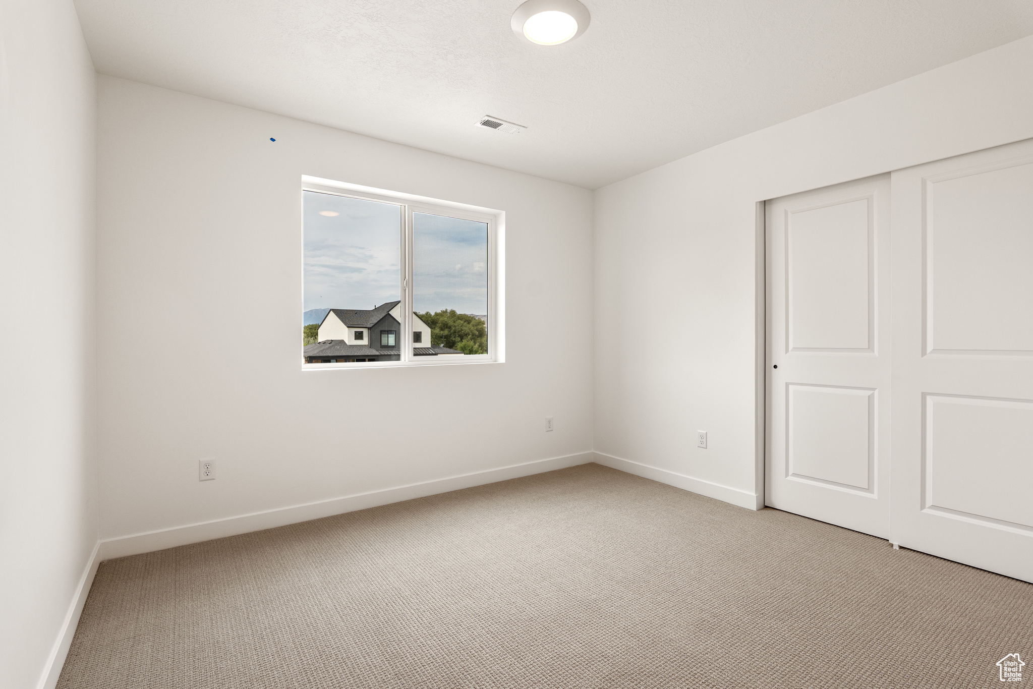 FREEDOM VIEW COVE - Residential