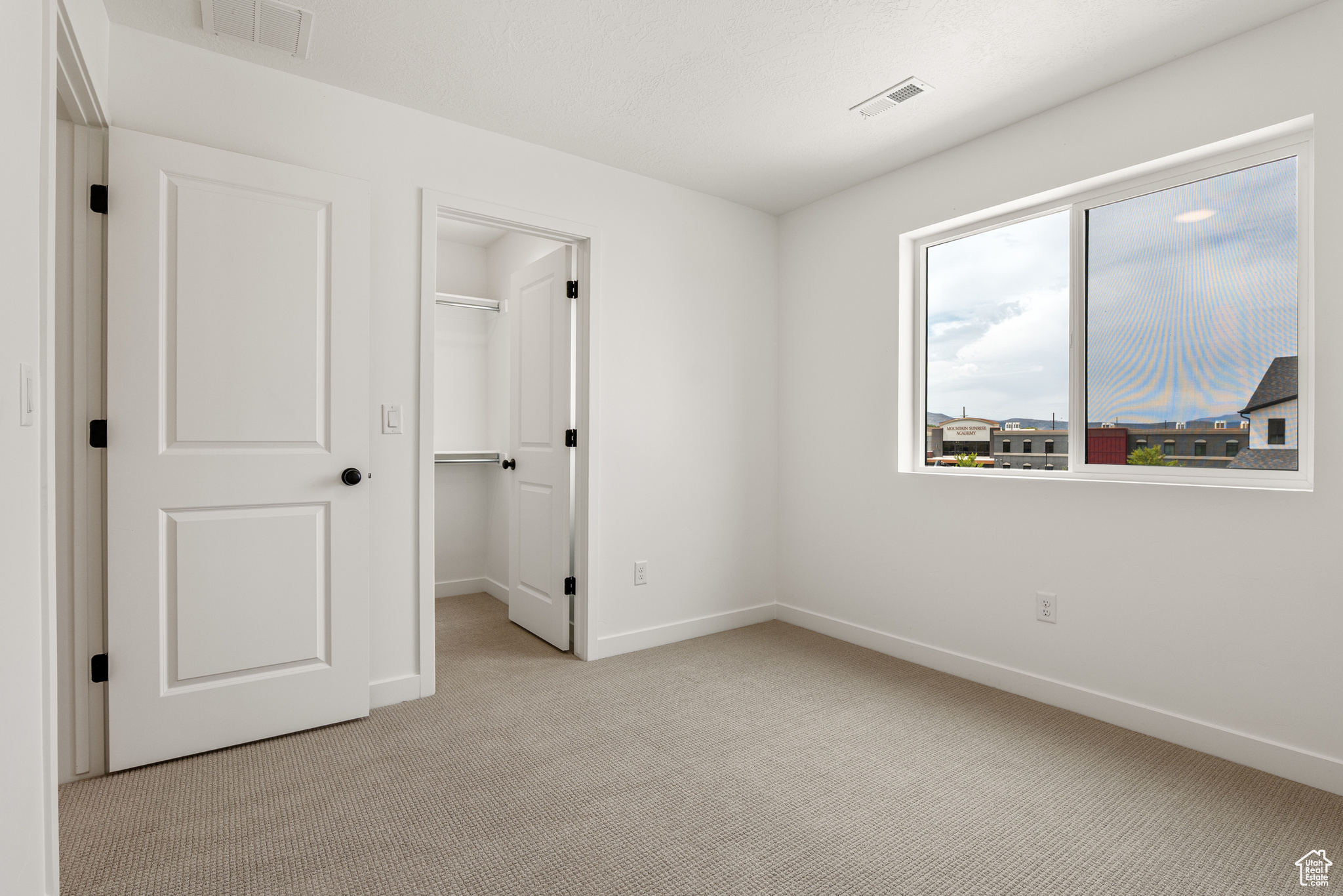 FREEDOM VIEW COVE - Residential