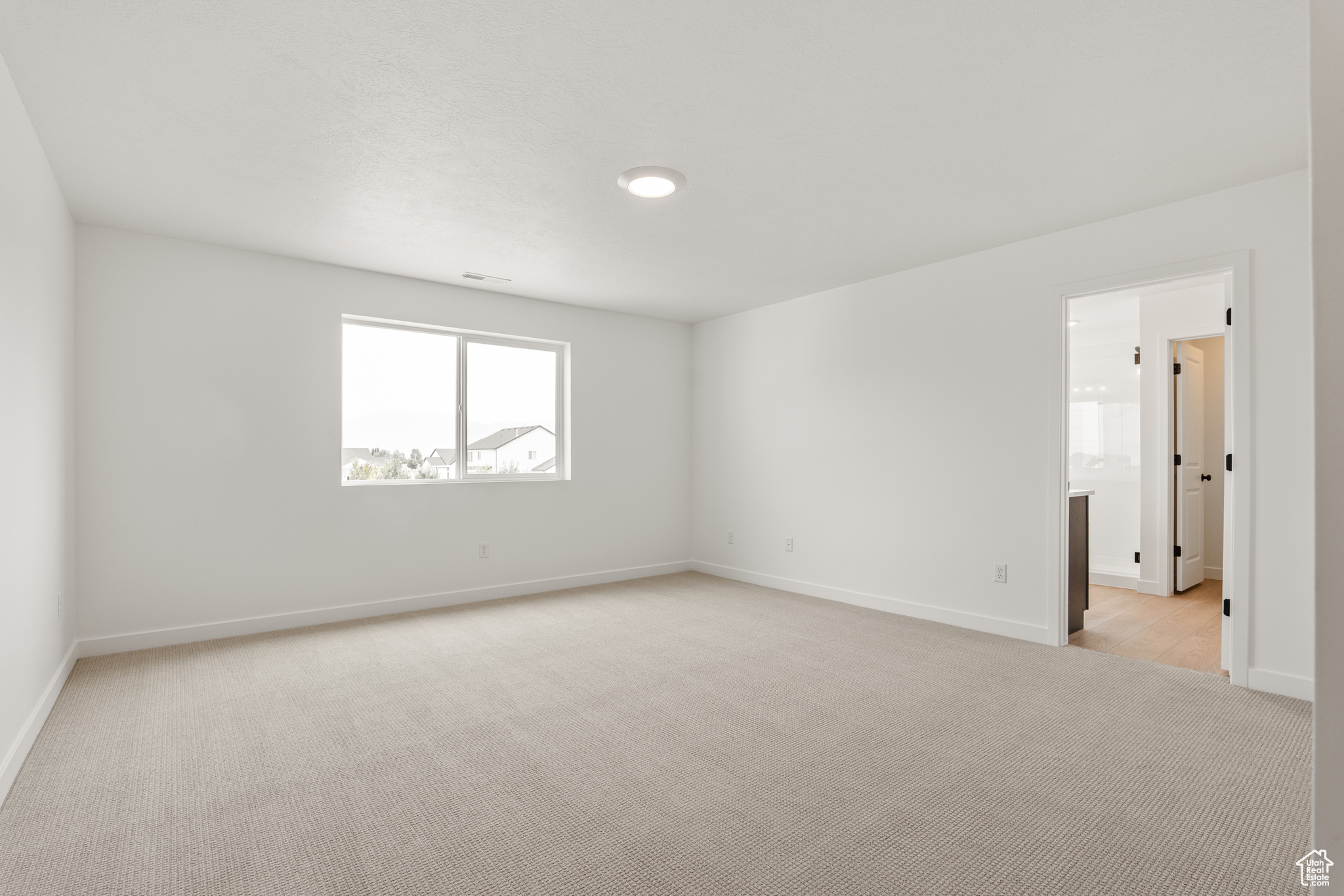 FREEDOM VIEW COVE - Residential