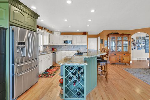 Tiny photo for 1269 ALICE LN, Farmington, UT 84025 (MLS # 2139689)