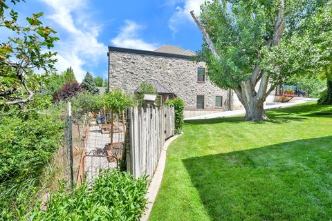 Tiny photo for 1269 ALICE LN, Farmington, UT 84025 (MLS # 2139689)