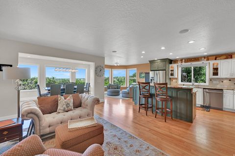 Tiny photo for 1269 ALICE LN, Farmington, UT 84025 (MLS # 2139689)