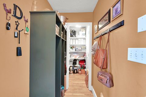 Tiny photo for 1269 ALICE LN, Farmington, UT 84025 (MLS # 2139689)