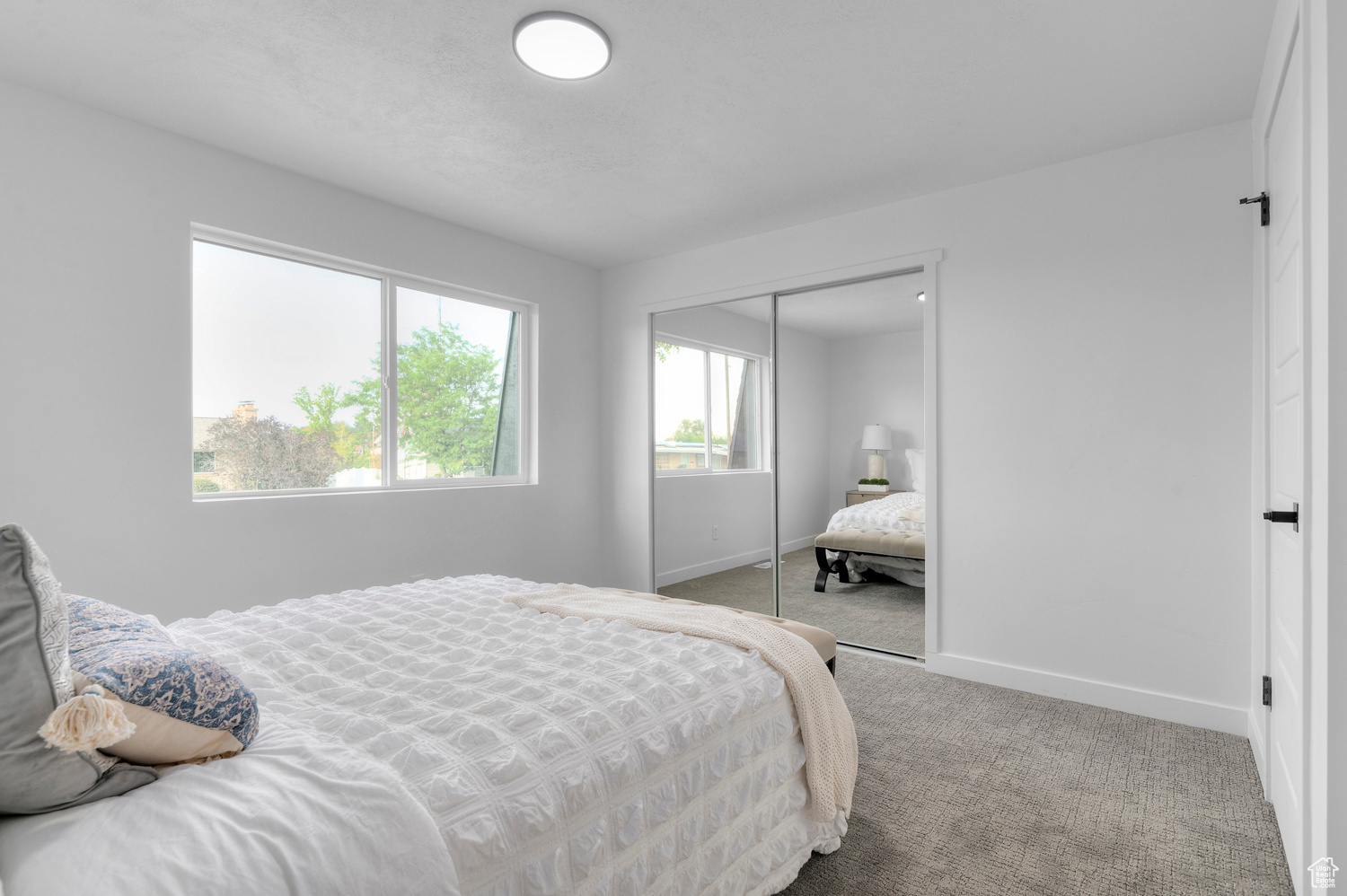 WHITE CITY - Residential