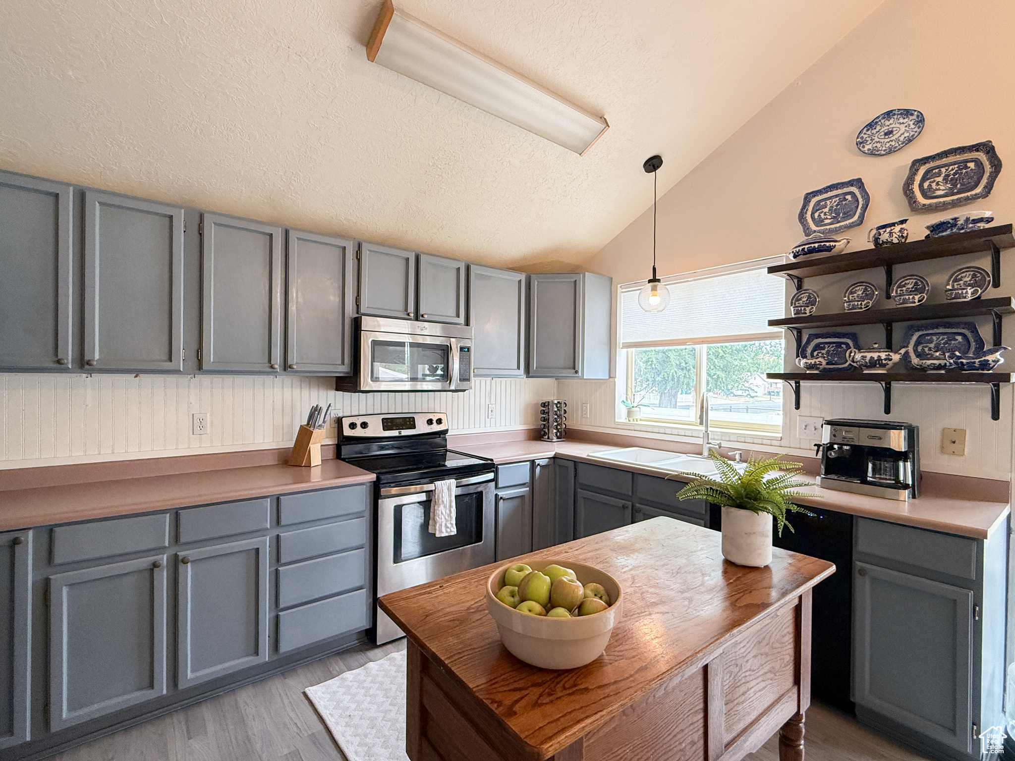 ANTELOPE CROSSING - Residential